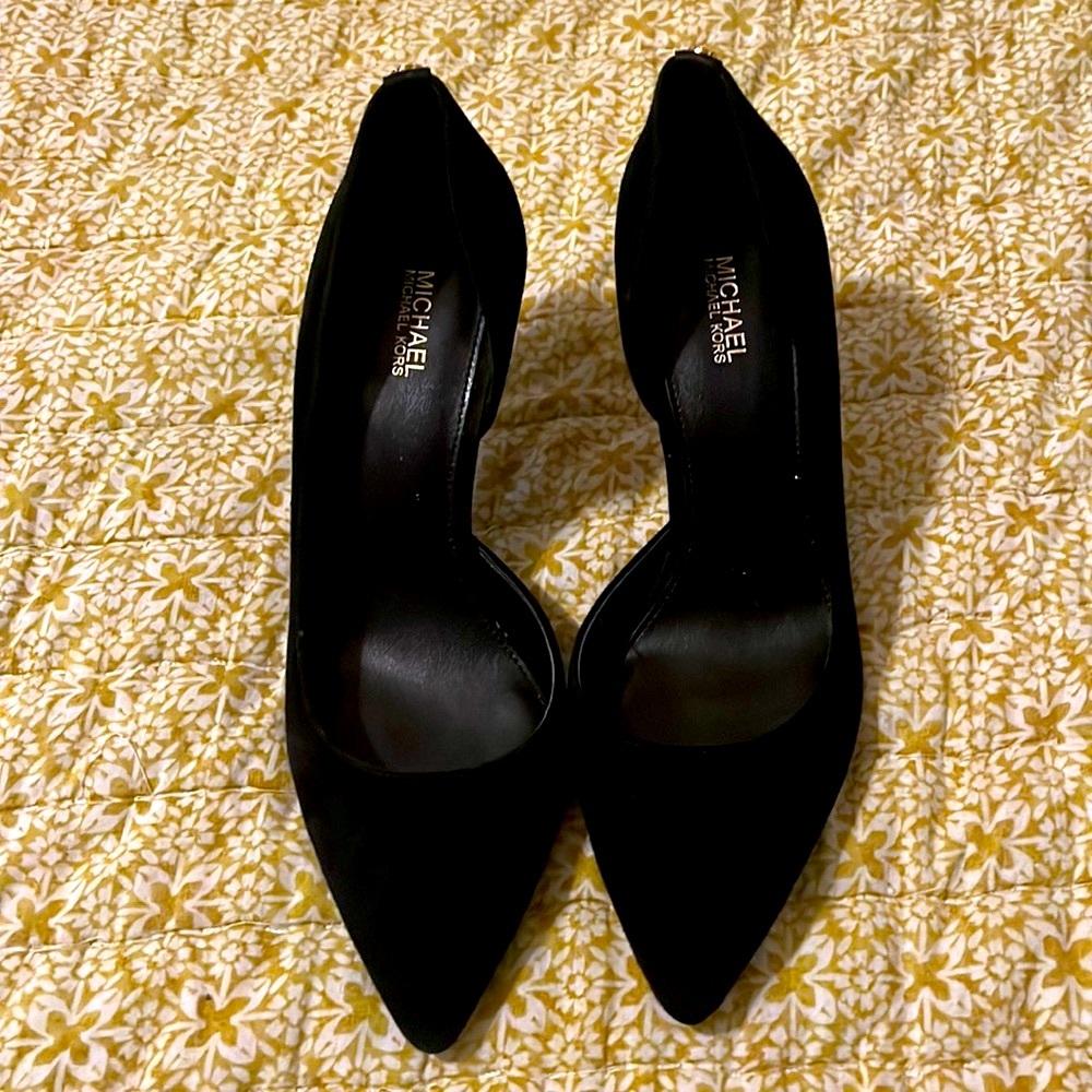 Michael Kors size 7.5/EUR 37.5 black leather/suede pumps